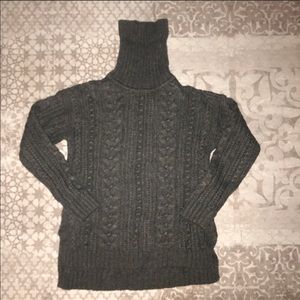 NWOT Ann Taylor Large Heavy Cable Knit Sweater <3